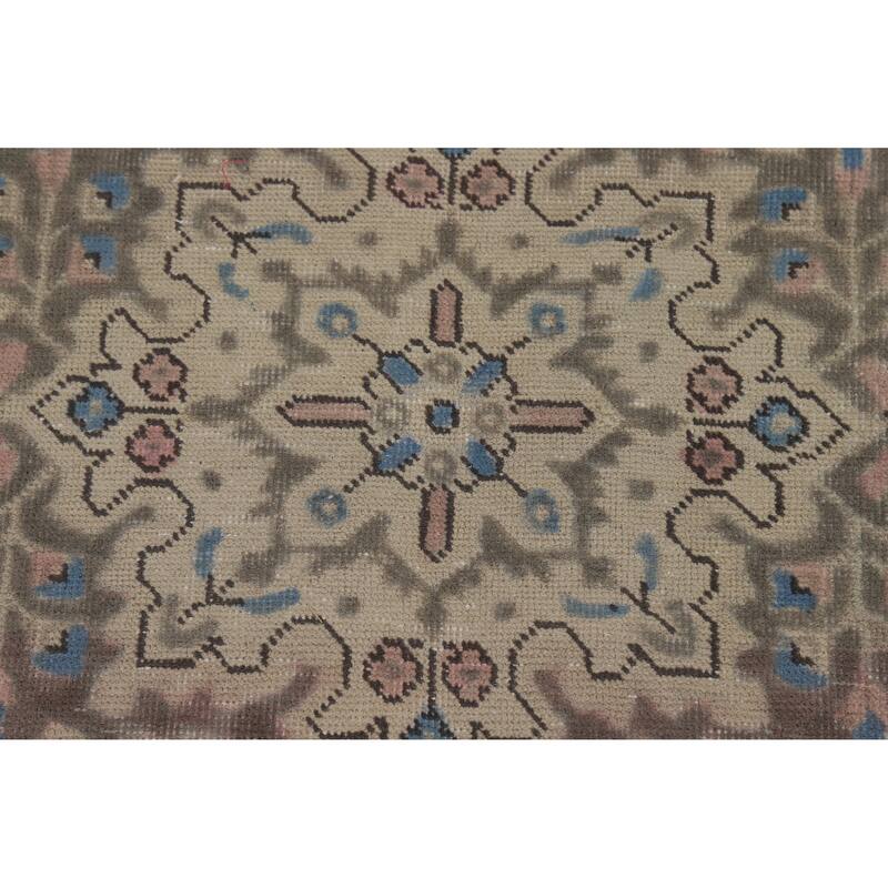 Traditional Tabriz Persian Vintage Rug Hand-Knotted Wool Carpet - 6'8" x 9'7"