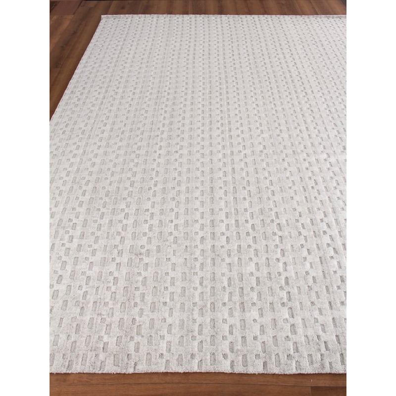 EXQUISITE RUGS Monroe Silk Hand-loomed Bamboo Silk Ivory Area Rug.
