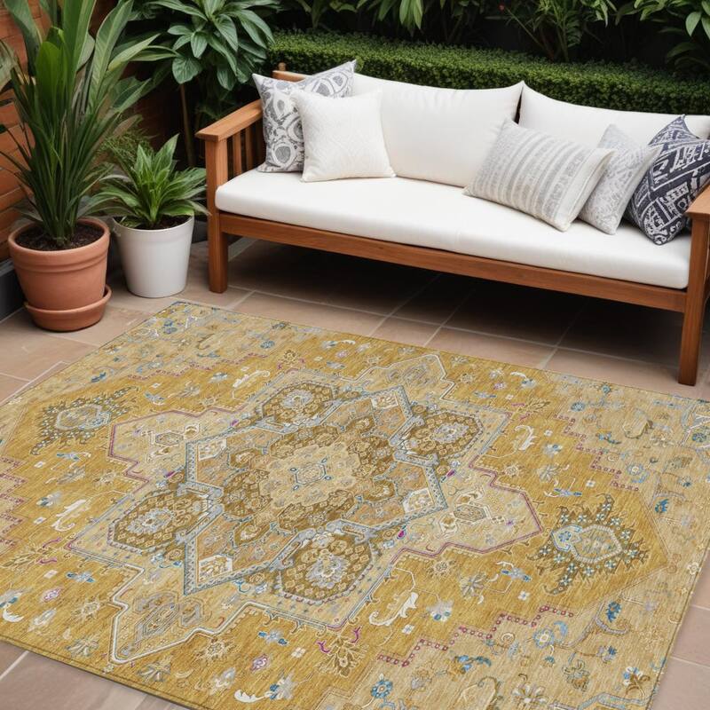 HomeRoots Oriental Traditional Rectangle Outdoor Rug - 9' X 12'