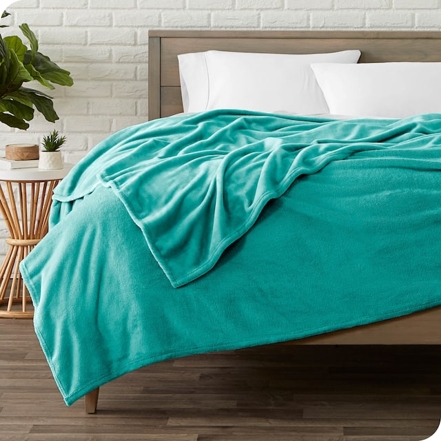 Bare Home Microplush Fleece Blanket - Ultra-Soft - Cozy Fuzzy Warm - Full - Queen - Emerald