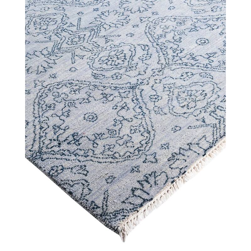 Ikat One-of-a-Kind Handmade Area Rug, Light Gray - 8' 5" x 9' 10"