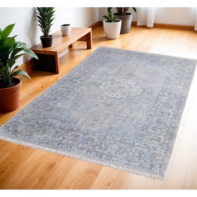 HomeRoots Oriental Bohemian Rectangle Area Rug - 66.00 in. x 42.00 in. x 0.40 in.
