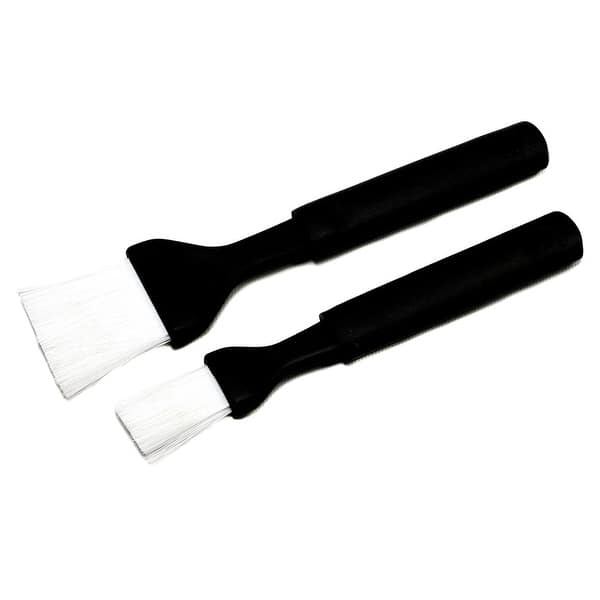 https://ak1.ostkcdn.com/images/products/is/images/direct/6892b42fa0c5f40cb5a275d34d96e04a3a224cd5/Chef-Craft-2pc-Basting-Brush-Set---Great-for-BBQ-Sauces-or-Pastry-Glazing.jpg?impolicy=medium