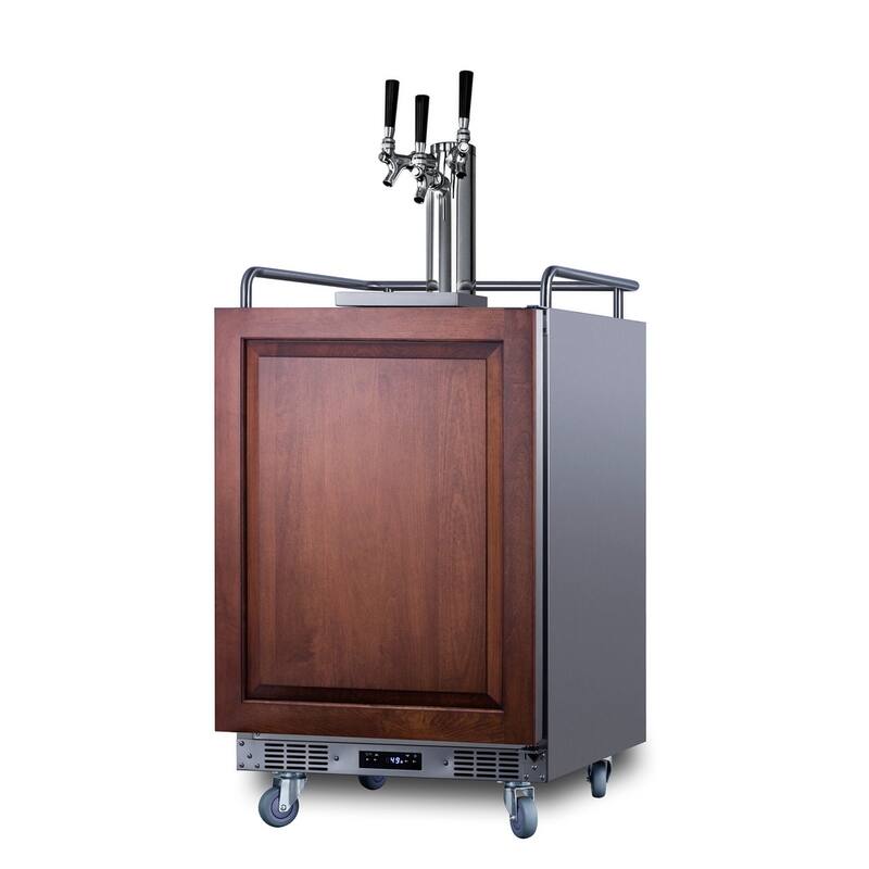 Summit SBC682TRIPLE 24" Wide 5.6 Cu. Ft. Built-In / Free Standing