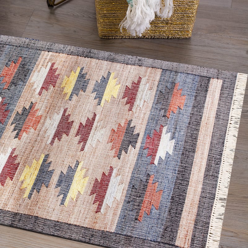 Sevita Hand-Woven Southwestern Jute-Blend Area Rug, Tan and Gray