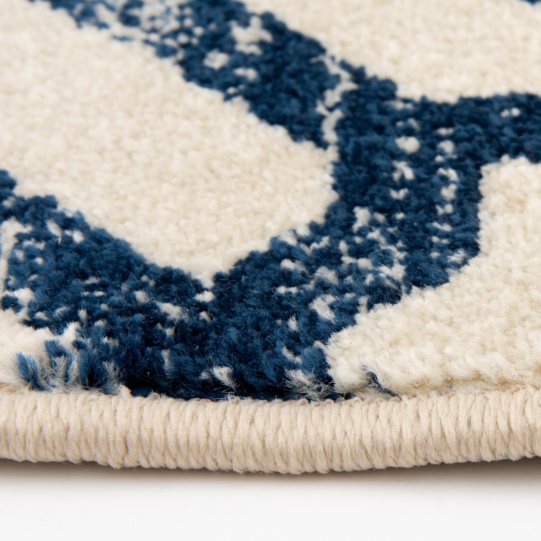 Trisha Yearwood Home Newell Snow Sapphire Indoor Outdoor Area Rug Overstock 31476000