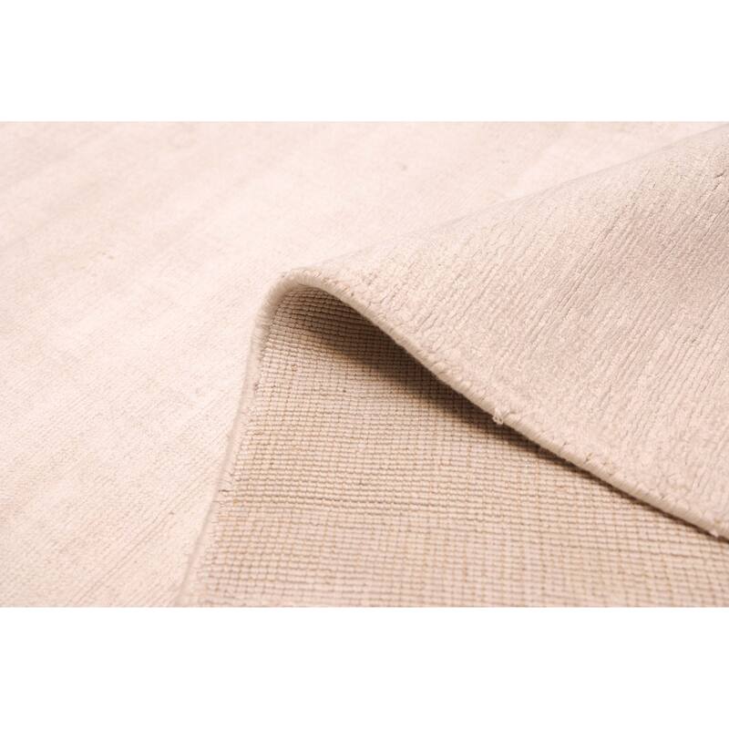 ECARPETGALLERY Hand Loomed Loreto Ivory Viscose Rug - 5'1 x 7'5