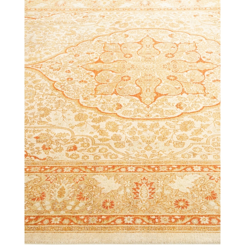 Overton Handknotted Wool Traditional Oriental Ivory Area Rug - 6' x 9'