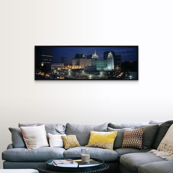 Temple Lit Up At Night Mormon Temple Salt Lake City Utah Black Float Frame Canvas Art Overstock 25511234