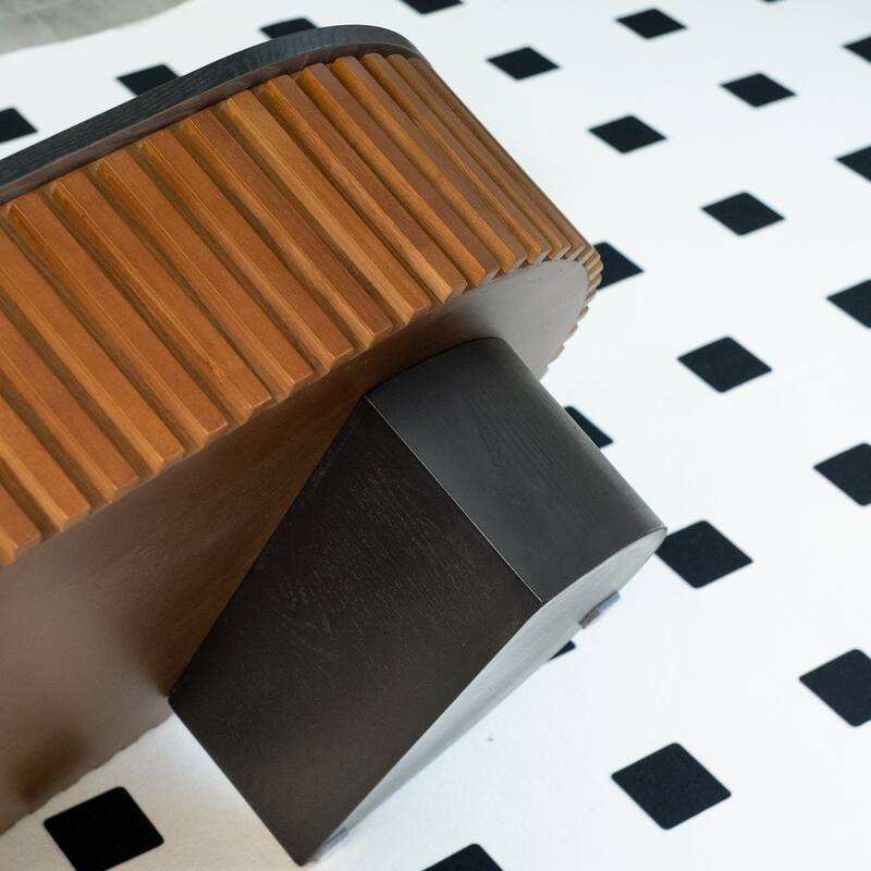 Oval Coffee Table with Hidden Storage, Low Profile Wood Center Table Stylish Tea Table with Solid Wood Veneer & Removable Top