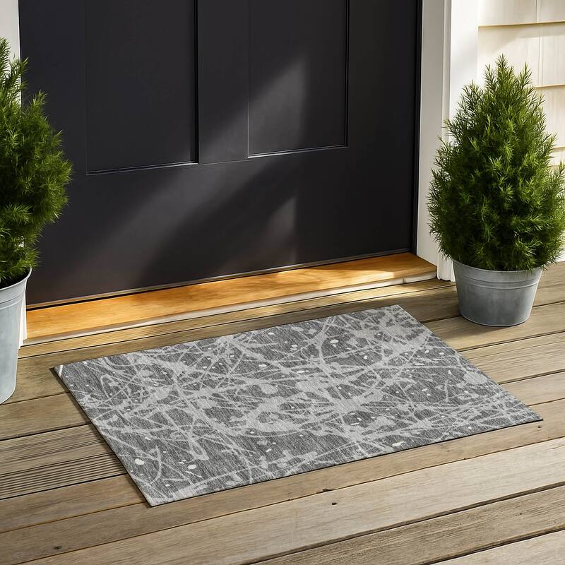 Machine Washable Indoor/ Outdoor Modern Campo Chantille Rug - Gray - 1'8" x 2'6"