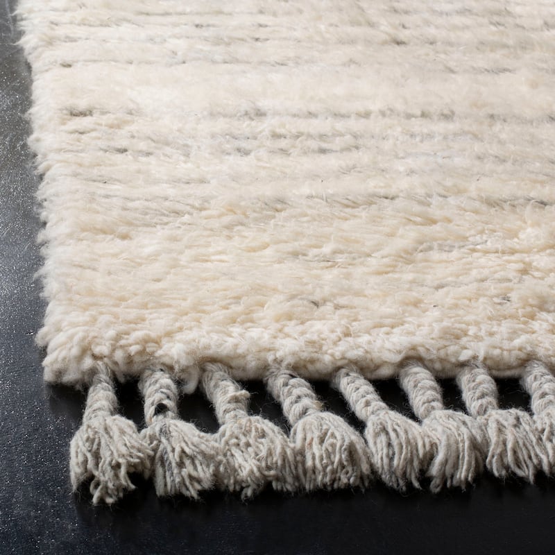 SAFAVIEH Hand-knotted Kenya Calixta Southwestern Tribal Wool Rug