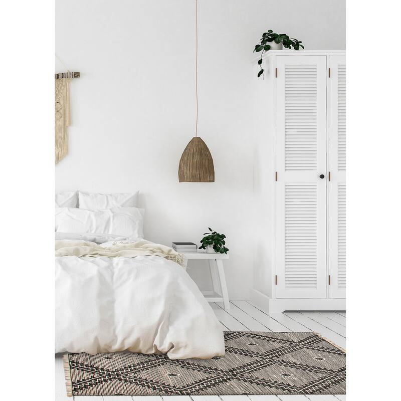 Marrakech Black, White Kilim 5'1" x 8'0" - 5'1 x 8'0