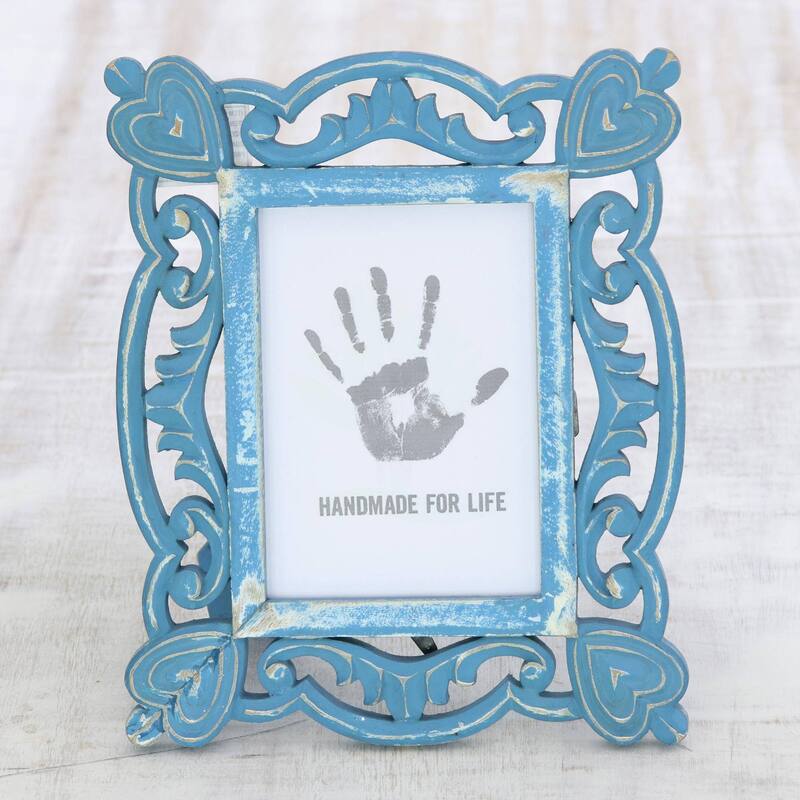 NOVICA Handmade Memory Keeper Wood Photo Frame (5X7) India