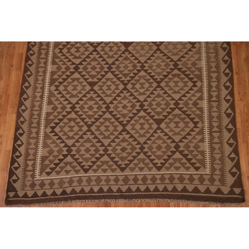 Reversible Kilim Oriental Area Rug Hand-woven Wool Carpet - 6'8"x 9'8"