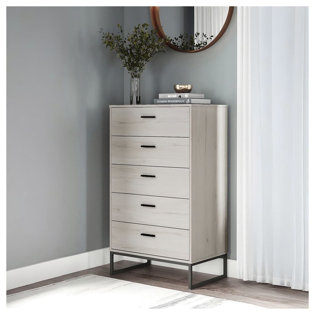 Signature Design by Ashley Socalle Light Natural/Black 5 Drawer Chest