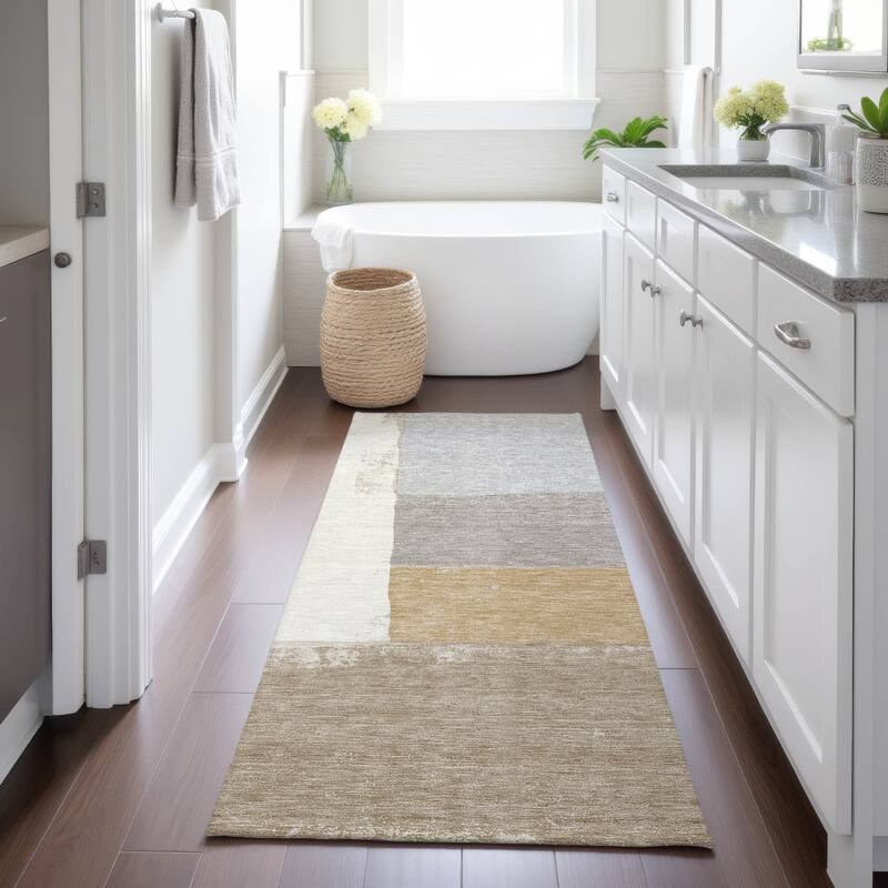 Machine Washable Indoor/ Outdoor Abstract Kraig Chantille Rug