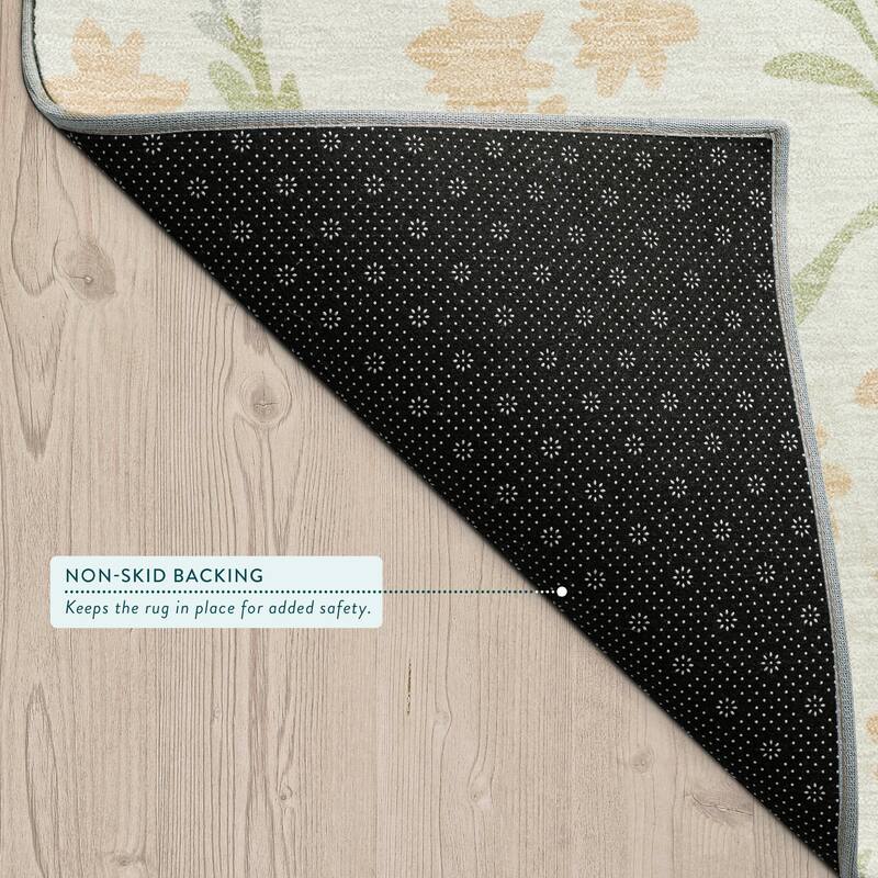 Machine Washable Indoor/ Outdoor Whimsy Foxy Chantille Rug