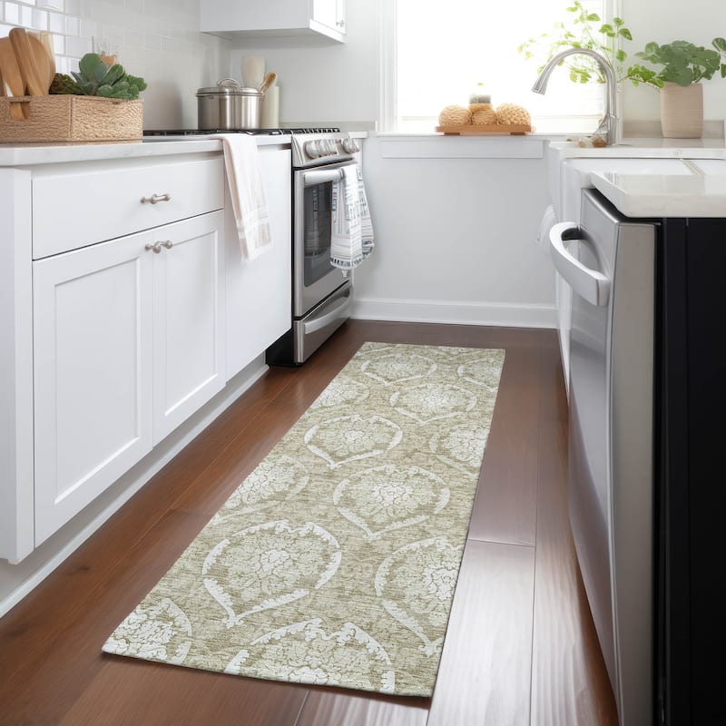 Machine Washable Indoor/ Outdoor Chantille Traditional Damask Rug