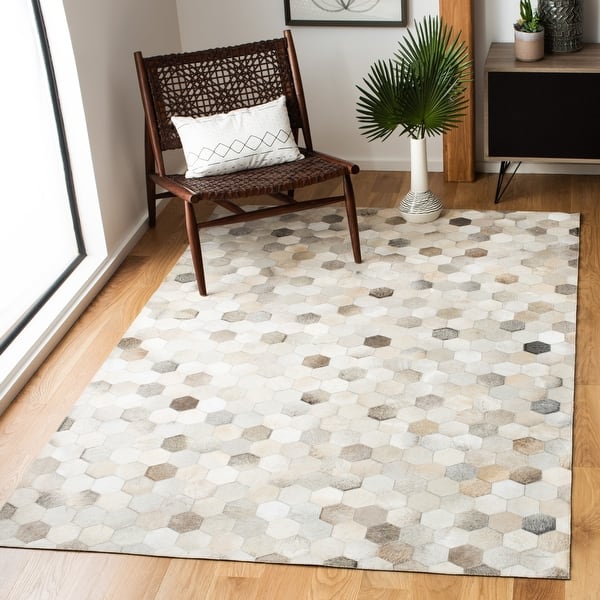 slide 2 of 14, SAFAVIEH Handmade Studio Leather Sonka Modern Leather Rug 4' x 6' - Ivory/Grey