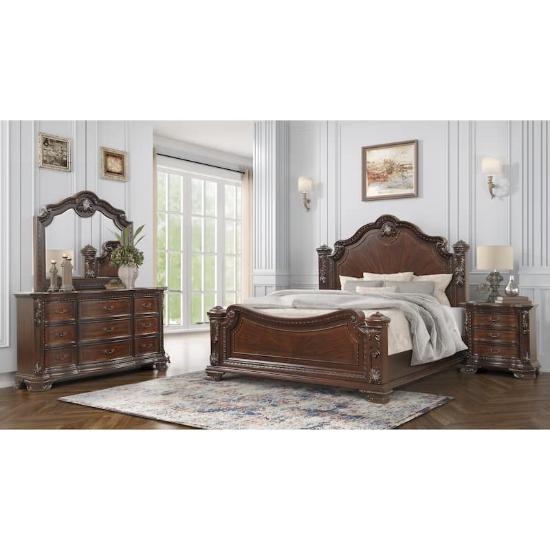 Traditional Style 3-Drawer Nightstand