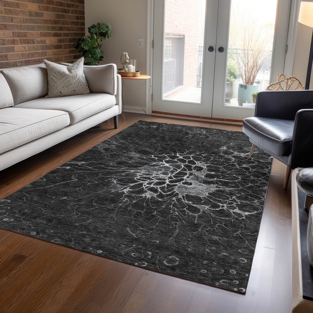 Machine Washable Indoor/ Outdoor Chantille Modern Floral Rug