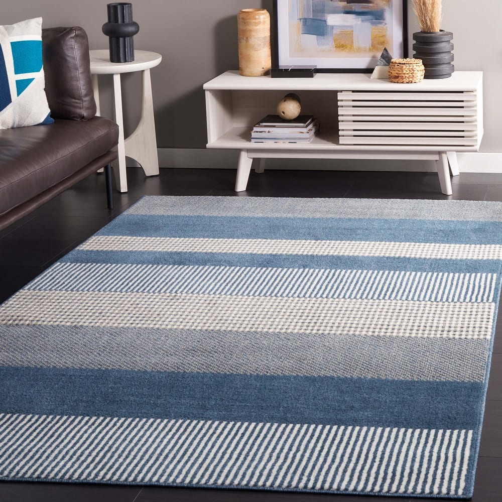 SAFAVIEH Pyramid Nanie Modern Stripe Rug