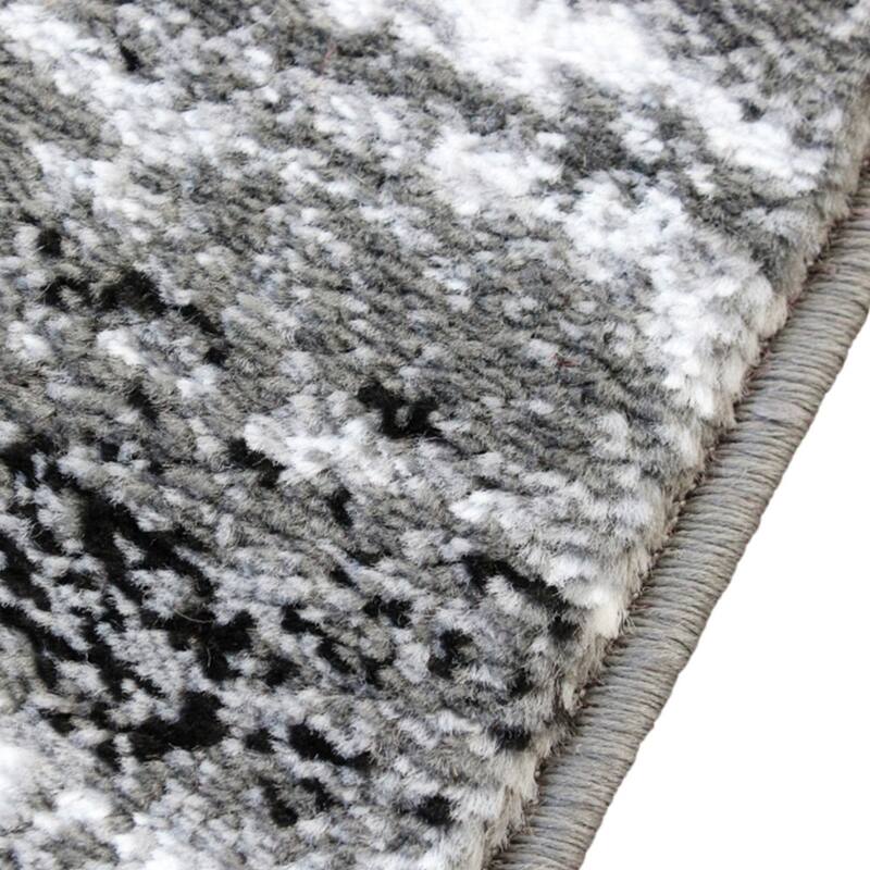 Distressed Motif Indoor Jute Back Olefin Area Rug