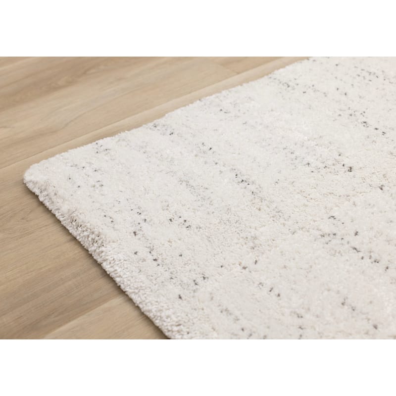Soft Cream Grey Speckle Indoor Area Rug, 5'3" x 7'7"