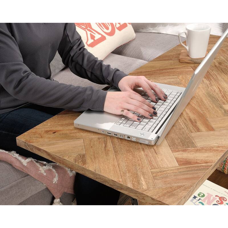 Cannery Bridge Lift Top Coffee Table