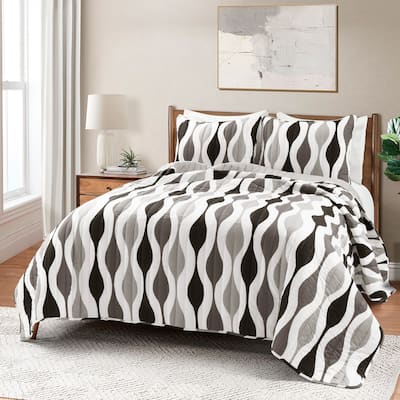 Lush Decor Mid Century Geo 3 Piece Quilt Set