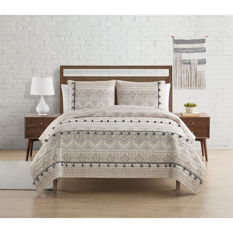 Nevada Tribal Grey/Tan 3 PC Printed Cotton Quilt set - Grey/Tan - 3 Piece - King