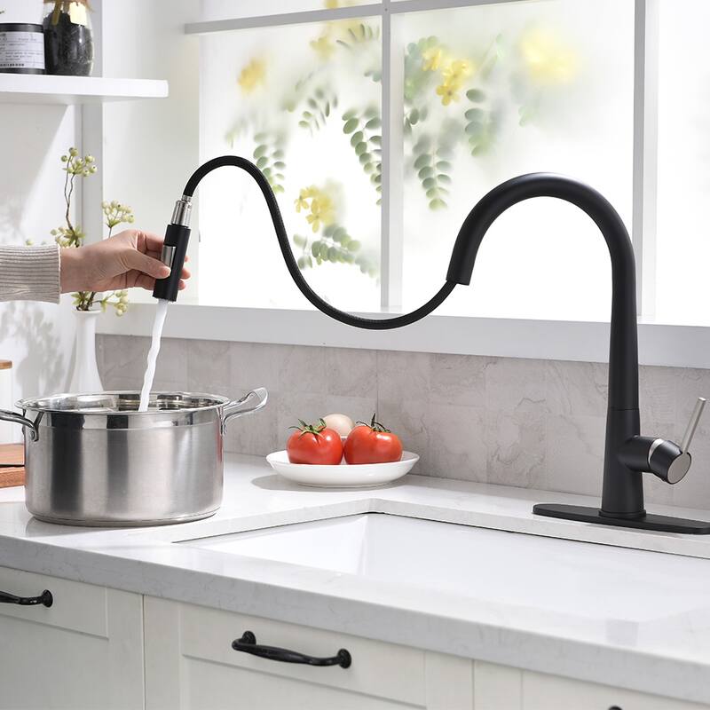 Touchless Kitchen Faucet with Pull Down Sprayer with Deck Plate