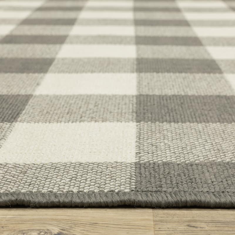 Vista Home Malta Gingham Check Indoor/Outdoor Area Rug - 7'10" Round - Grey