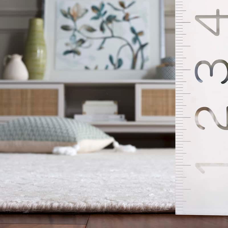 SAFAVIEH Hand-Woven Mirage Shirl Modern & Contemporary Viscose Rug