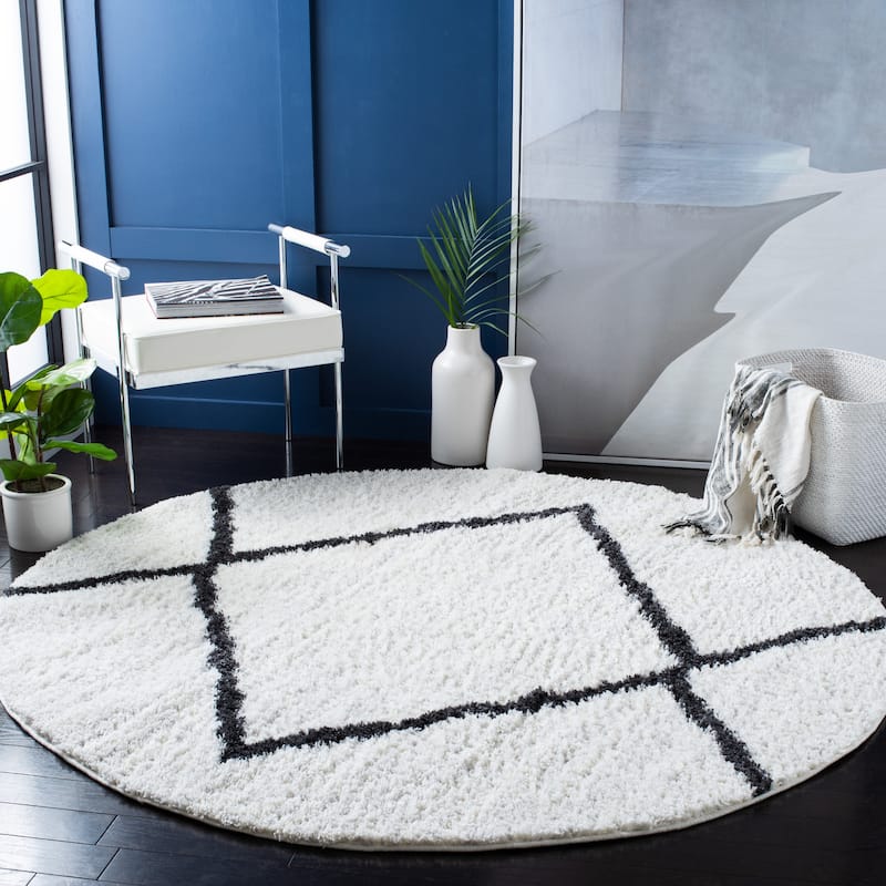 SAFAVIEH August Shag Nurija Diamond 1.2-inch Thick Rug - 6'7" Round - Beige/Black