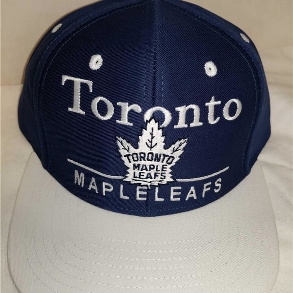 Shop Toronto Maple Leafs Mens Osfa Flatbrim Snapback Vintage