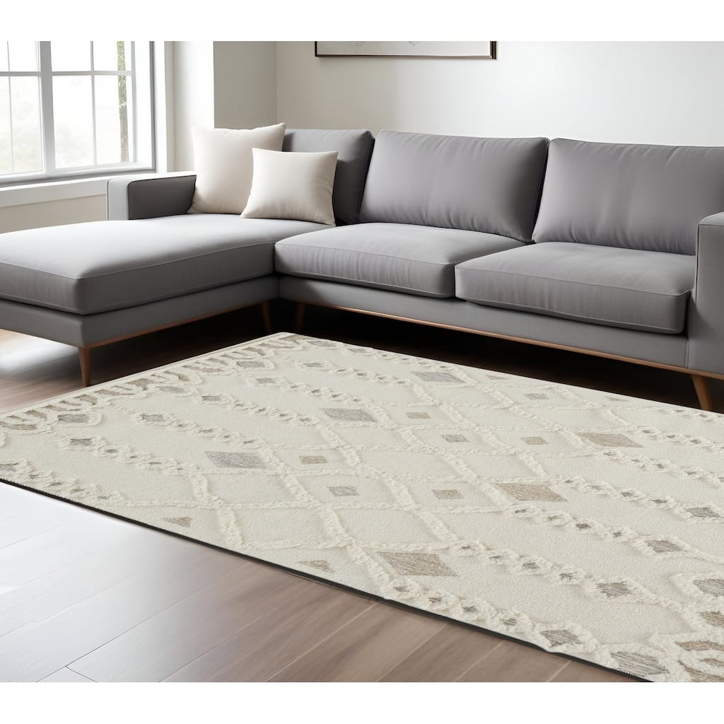 Yoxob Hand Tufted Geometric Modern Stain Resistant Area Rug By HomeRoots - 8' x 10'