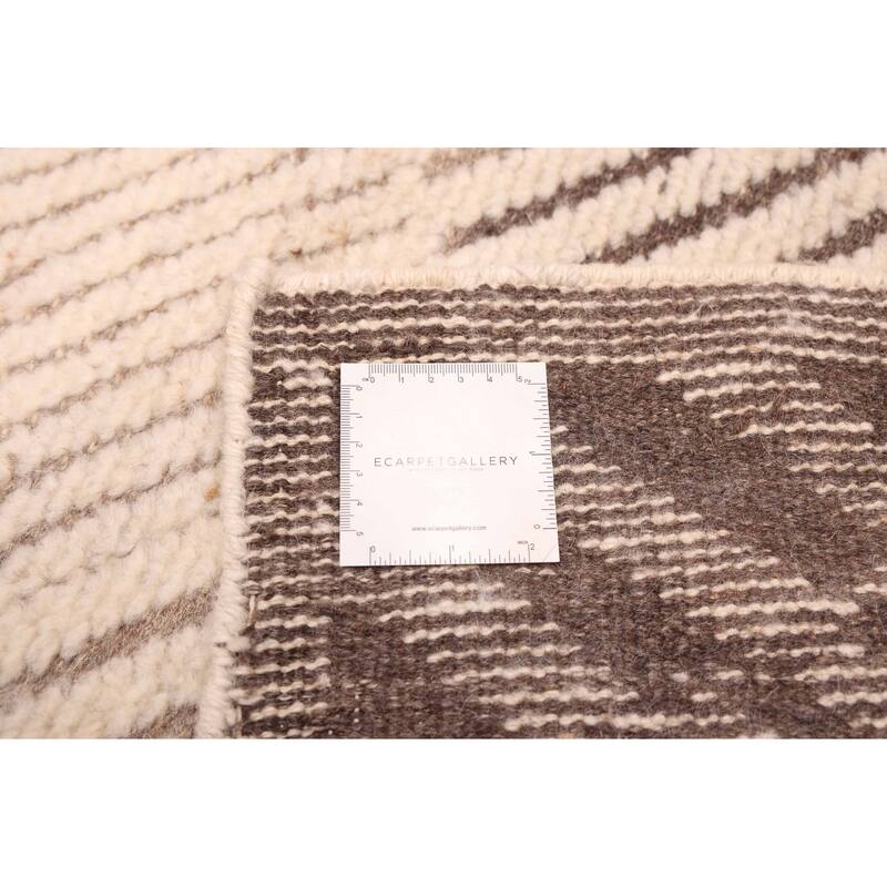 ECARPETGALLERY Hand-knotted Tangier Cream Wool Rug - 5'7 x 8'8