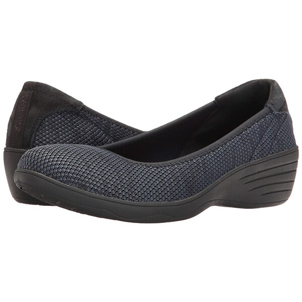 skechers wedge pump