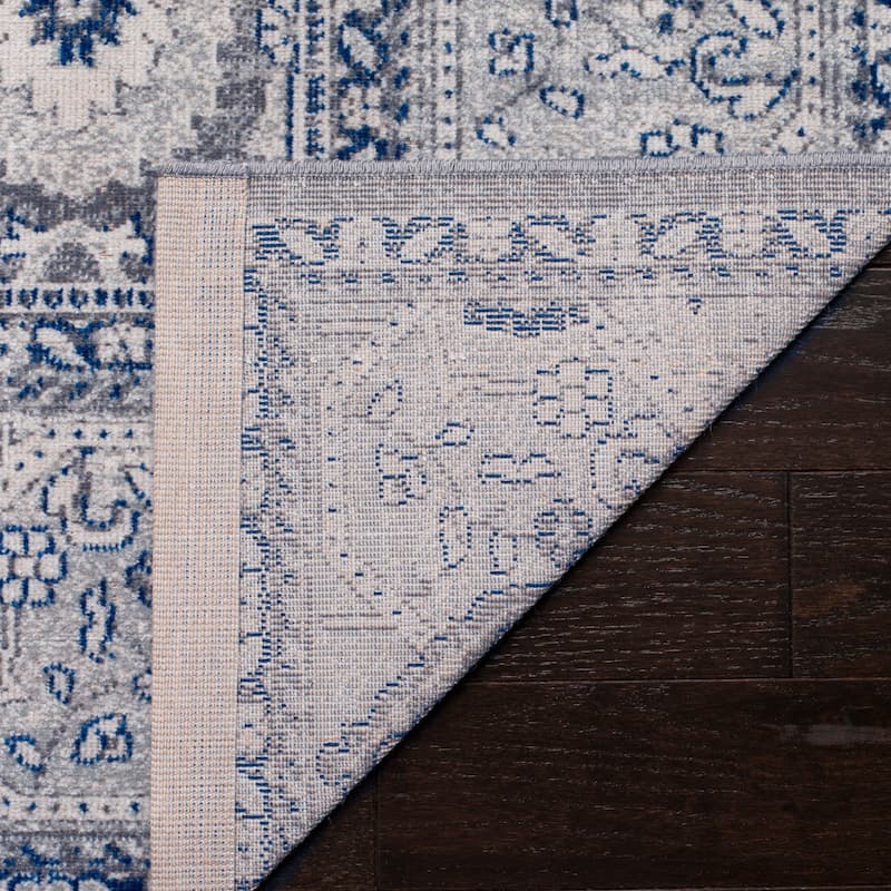SAFAVIEH Artisan Zhamilja Distressed Oriental Rug