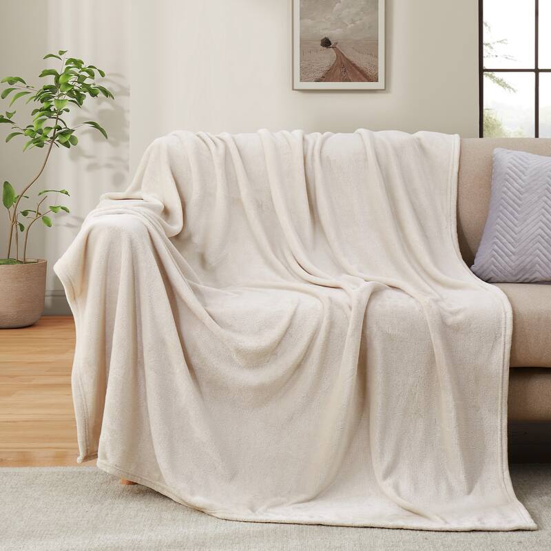 Lightweight Plush Fuzzy Flannel Blanket, Rversible Soft Throw Blanket
