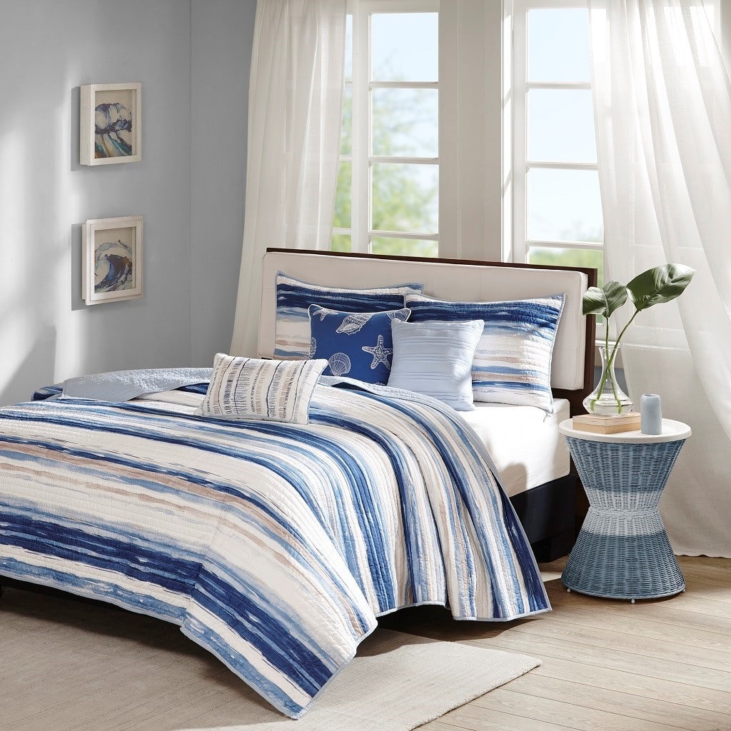 GDF Studio - Watercolor Stripe Reversible Quilt Set with Decorative Pillows