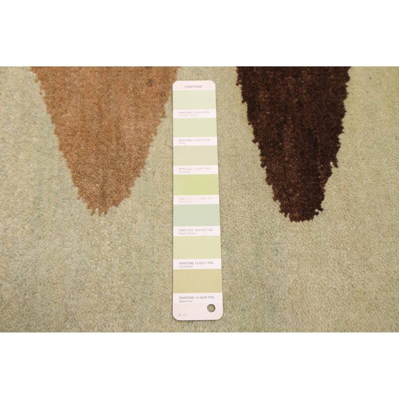 ECARPETGALLERY Hand-knotted Peshawar Ziegler Light Green Wool Rug - 5'1 x 6'10