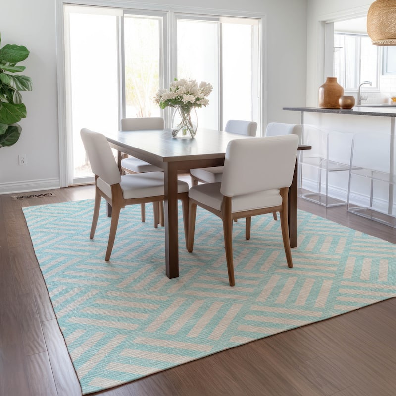 Machine Washable Indoor/ Outdoor Chantille Modern Geo Rug