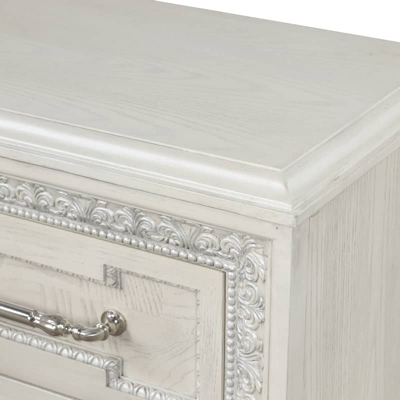 Furniture of America Fornan Traditional Cream White 2-Drawer Nightstand with USB Ports