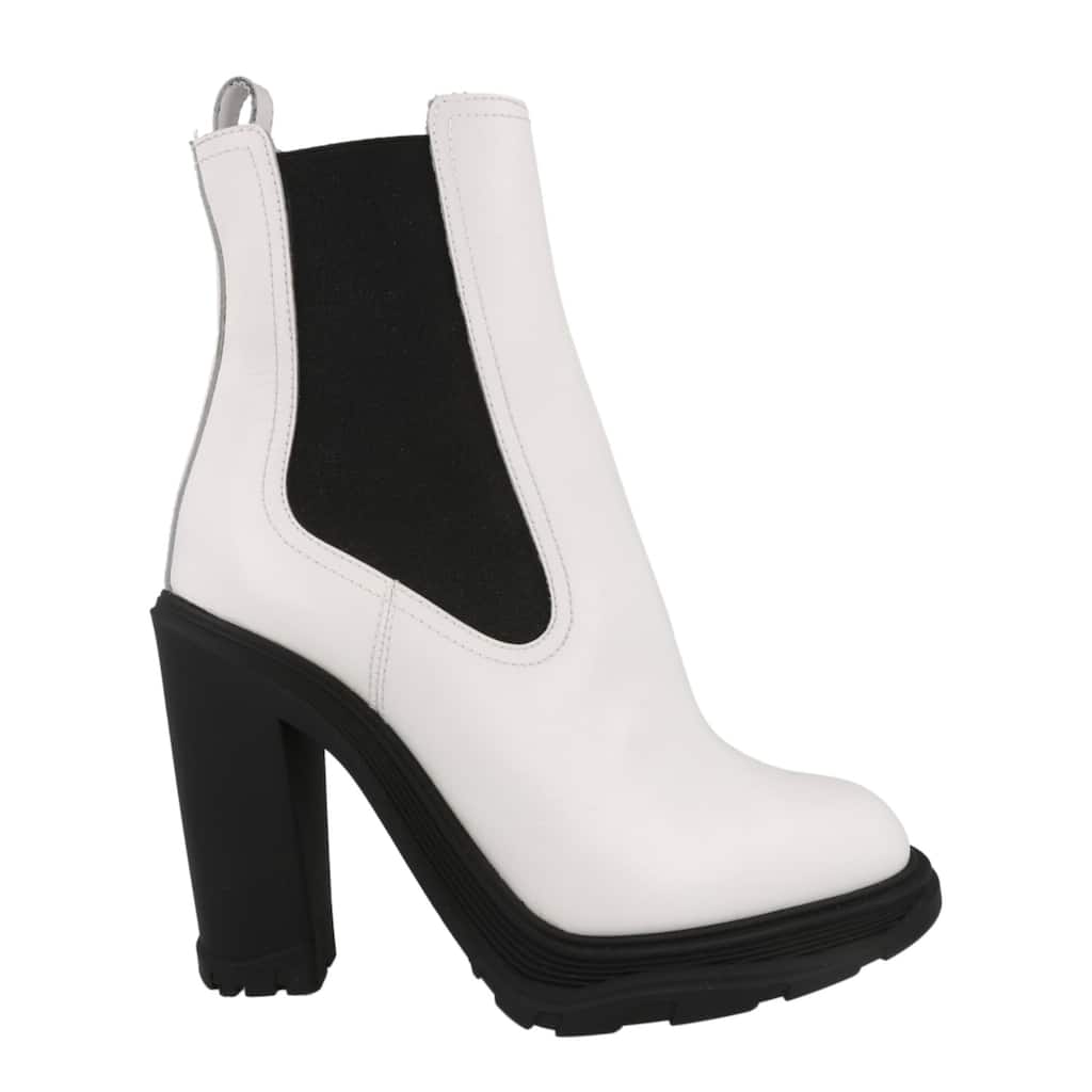 Alexander McQueen Leather Heeled Chelsea Boots