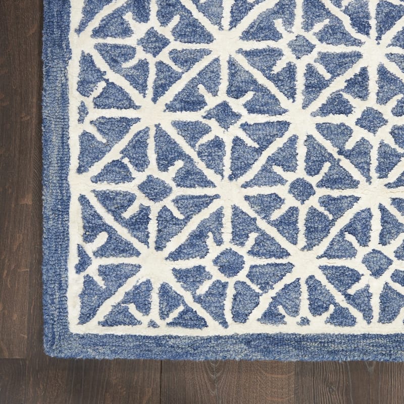Hand Tufted Geometric Area Rug - 3'6"