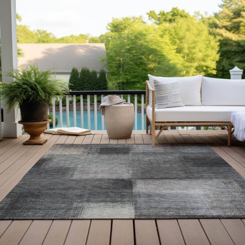Machine Washable Indoor/ Outdoor Chantille Casual Ombre Rug