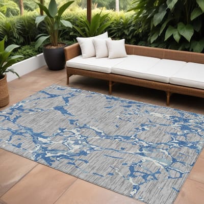 HomeRoots Striped Transitional Rectangle Outdoor Rug